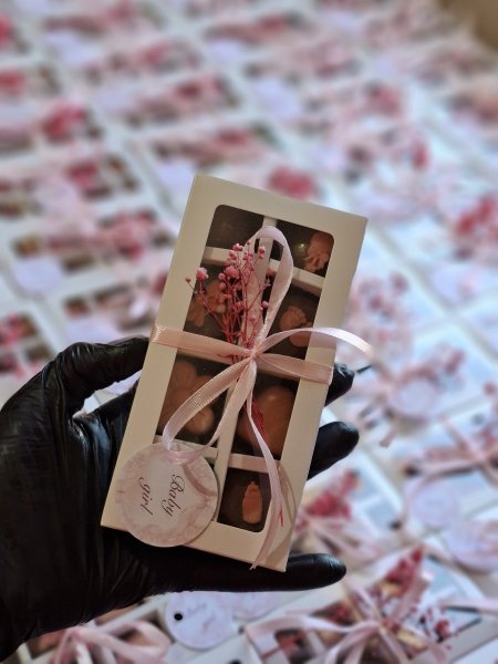 علبة توزيعات بيبي